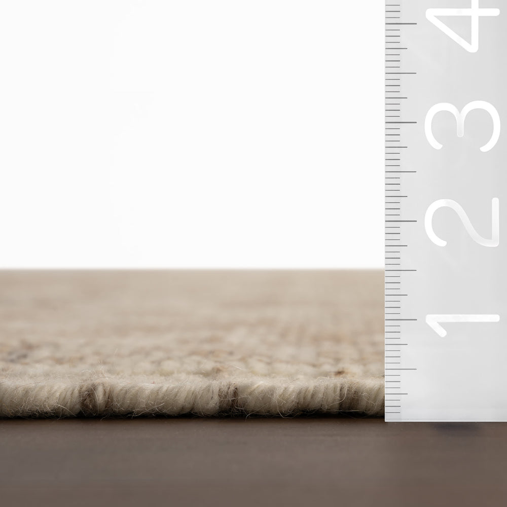 Casdia Traditional Vintage Rug | Ivory