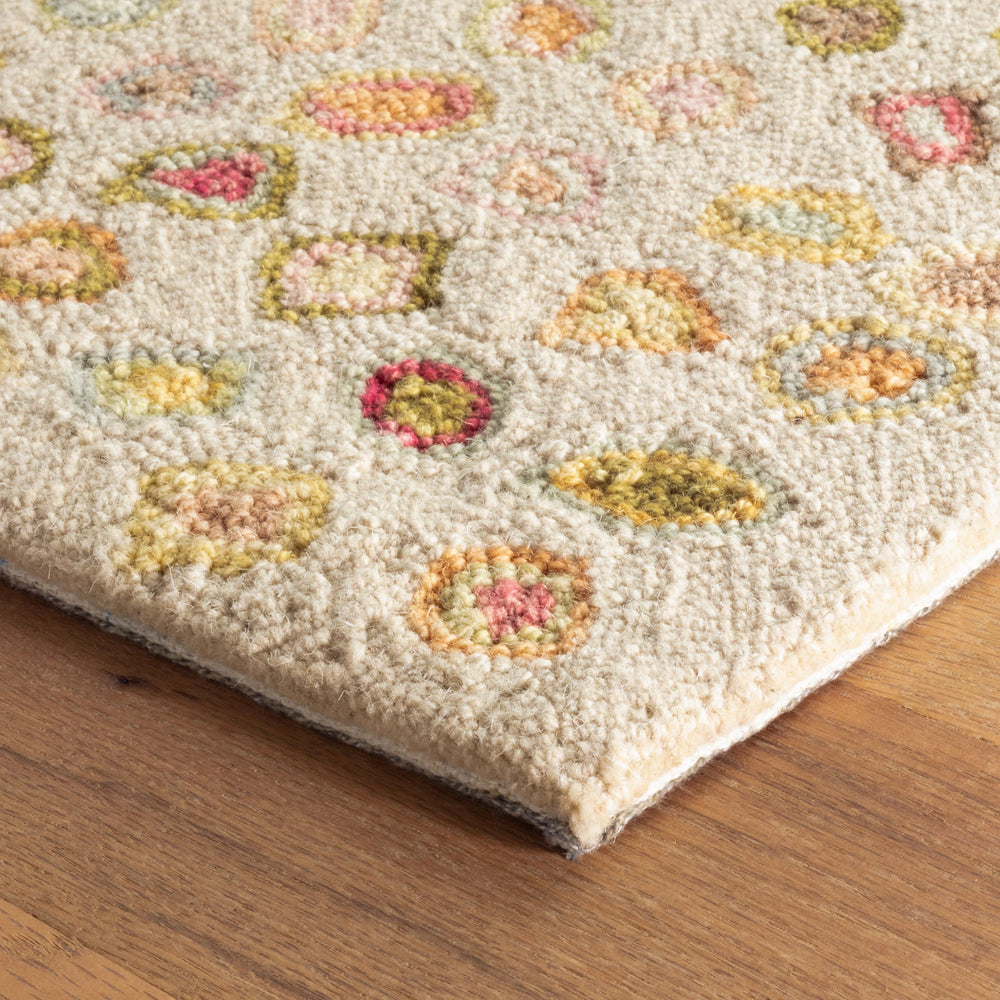 Cats Paw Hand Micro Hooked Wool Rug | Pastel