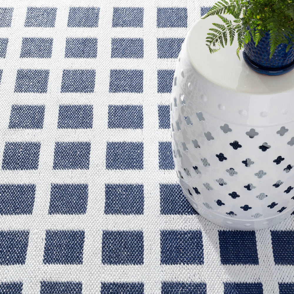 Titto Handwoven Indoor/Outdoor Rug | Navy