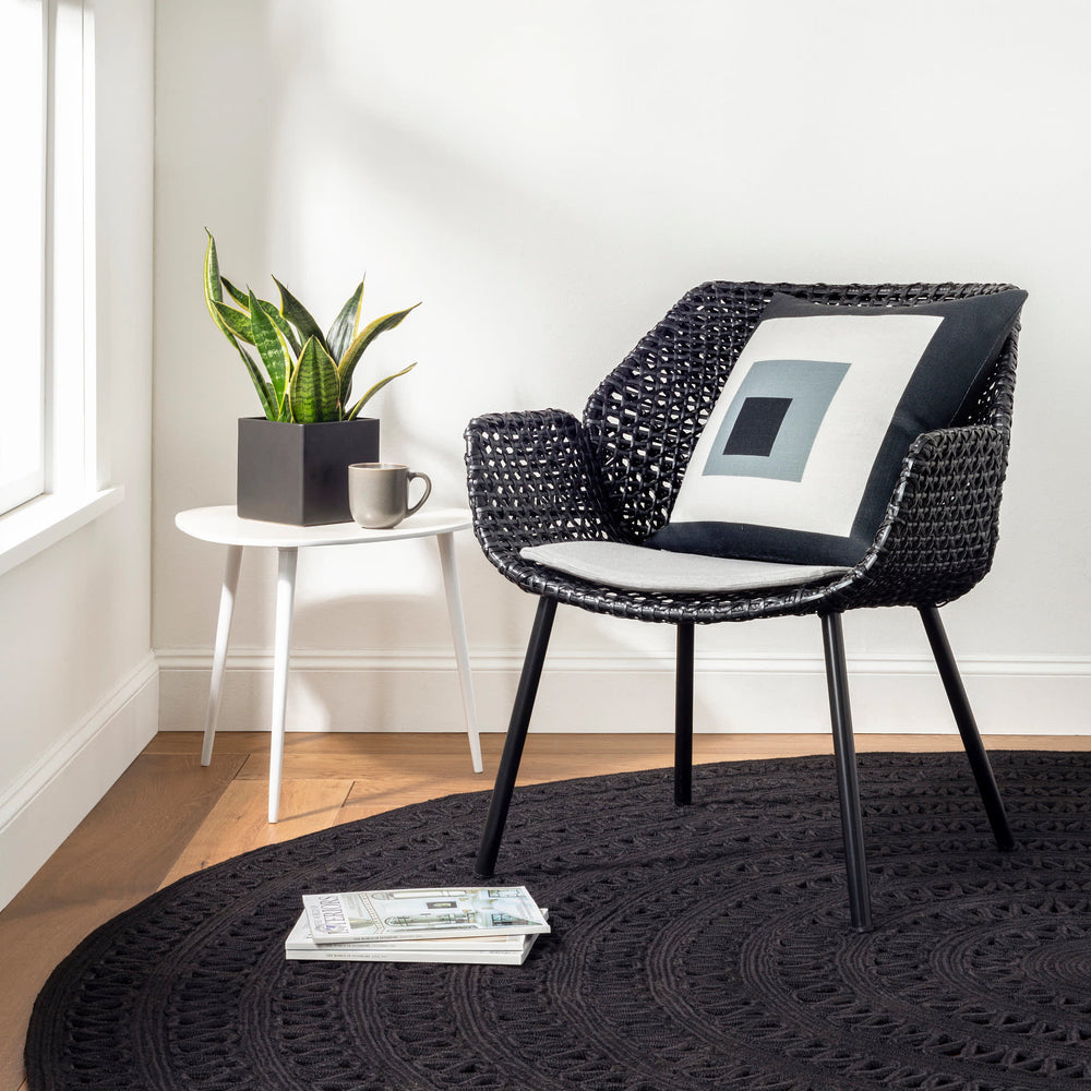 Bowline Handwoven Indoor/Outdoor Round Rug | Black