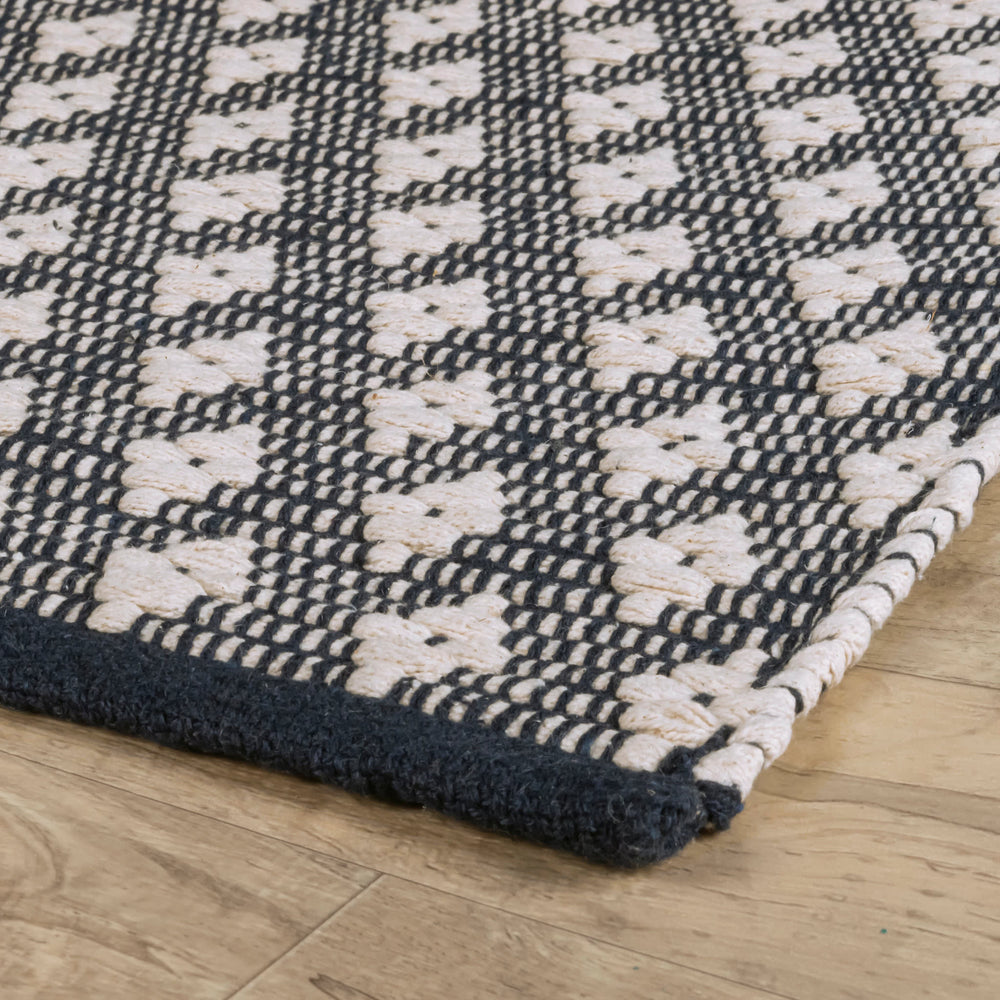 Dainty Diamond Handwoven Cotton Rug | Navy/Ivory