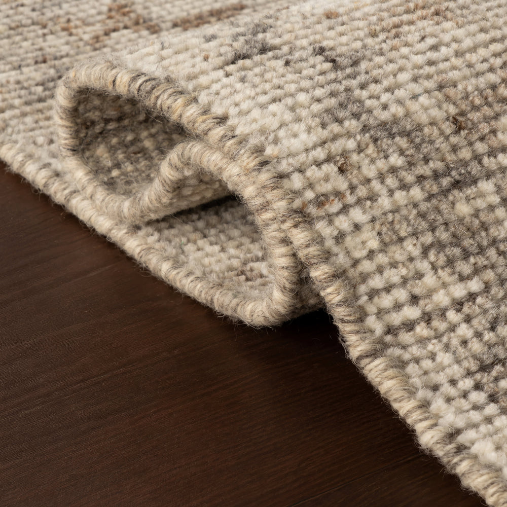 Zaha Traditional Vintage Rug | Grey
