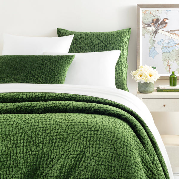 Parisienne Velvet Quilt | Evergreen – Annie Selke