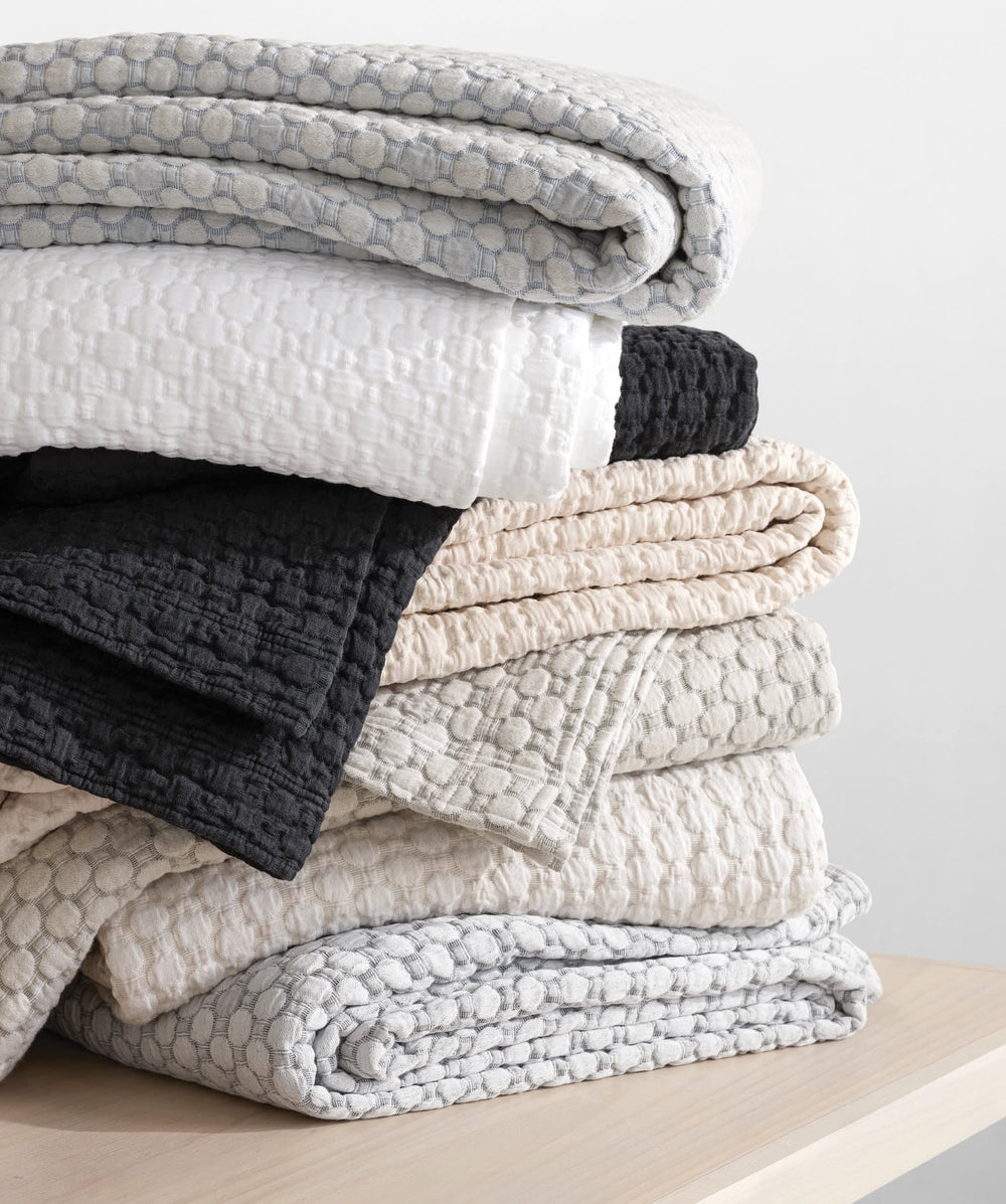 Lodi Matelasse Coverlet | Alabaster
