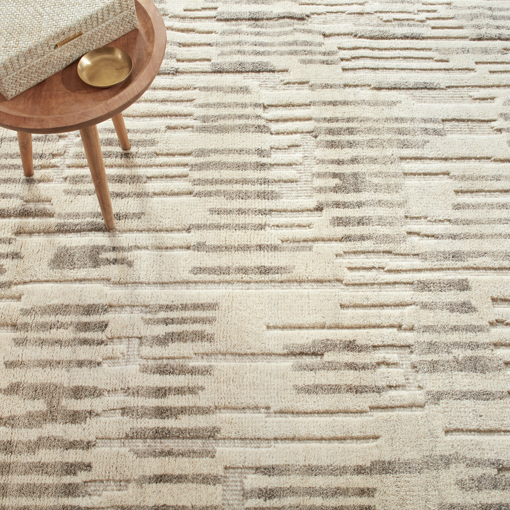 Hicks Hand Knotted Wool Rug | Natural