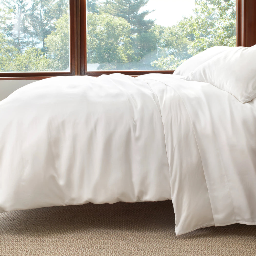Silken Solid Duvet Cover | White