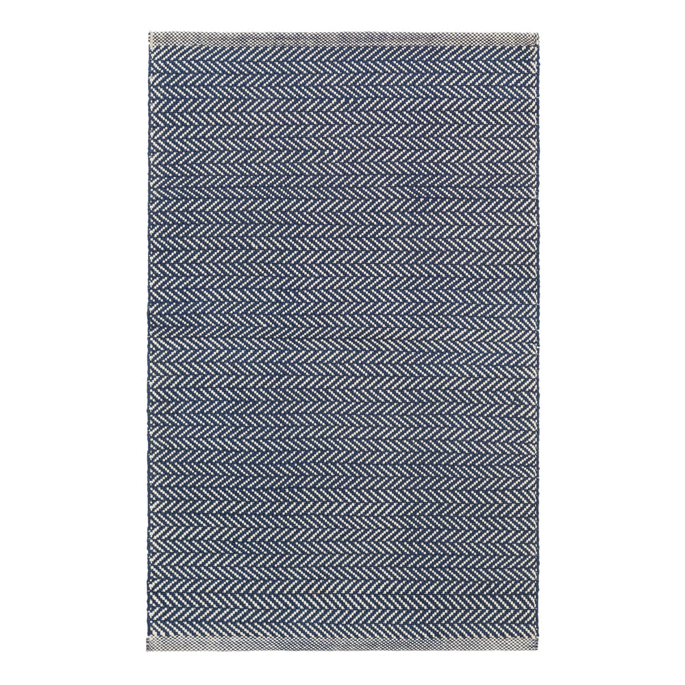 Herringbone Handwoven Indoor/Outdoor Rug | Navy/Ivory