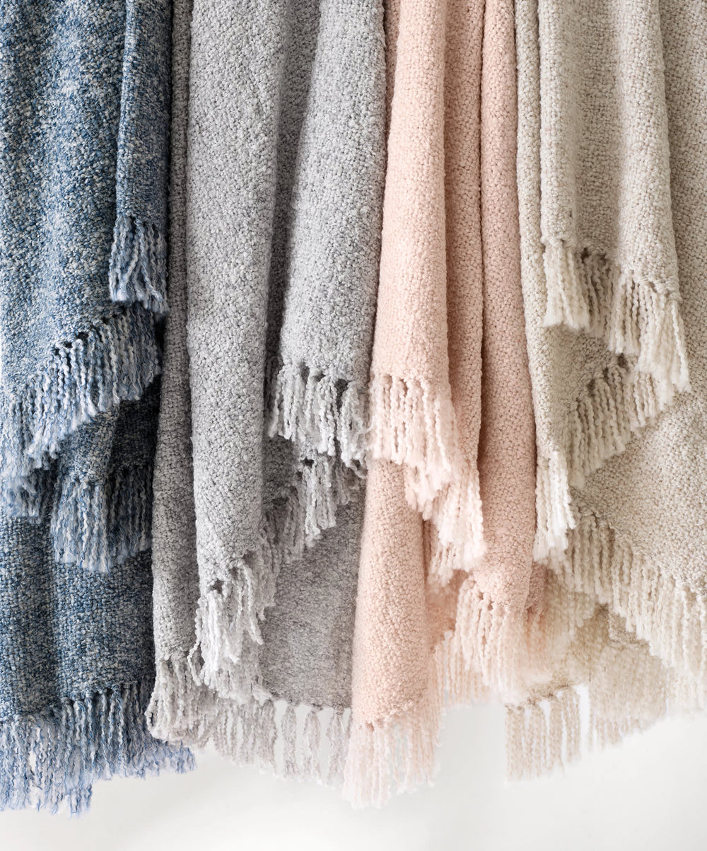 Boucle Throw | Pink